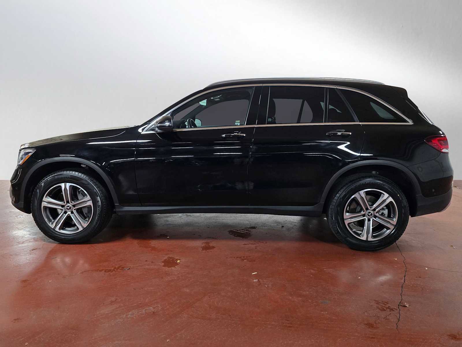 Used 2022 Mercedes-Benz GLC 300 GLC 300 image 4