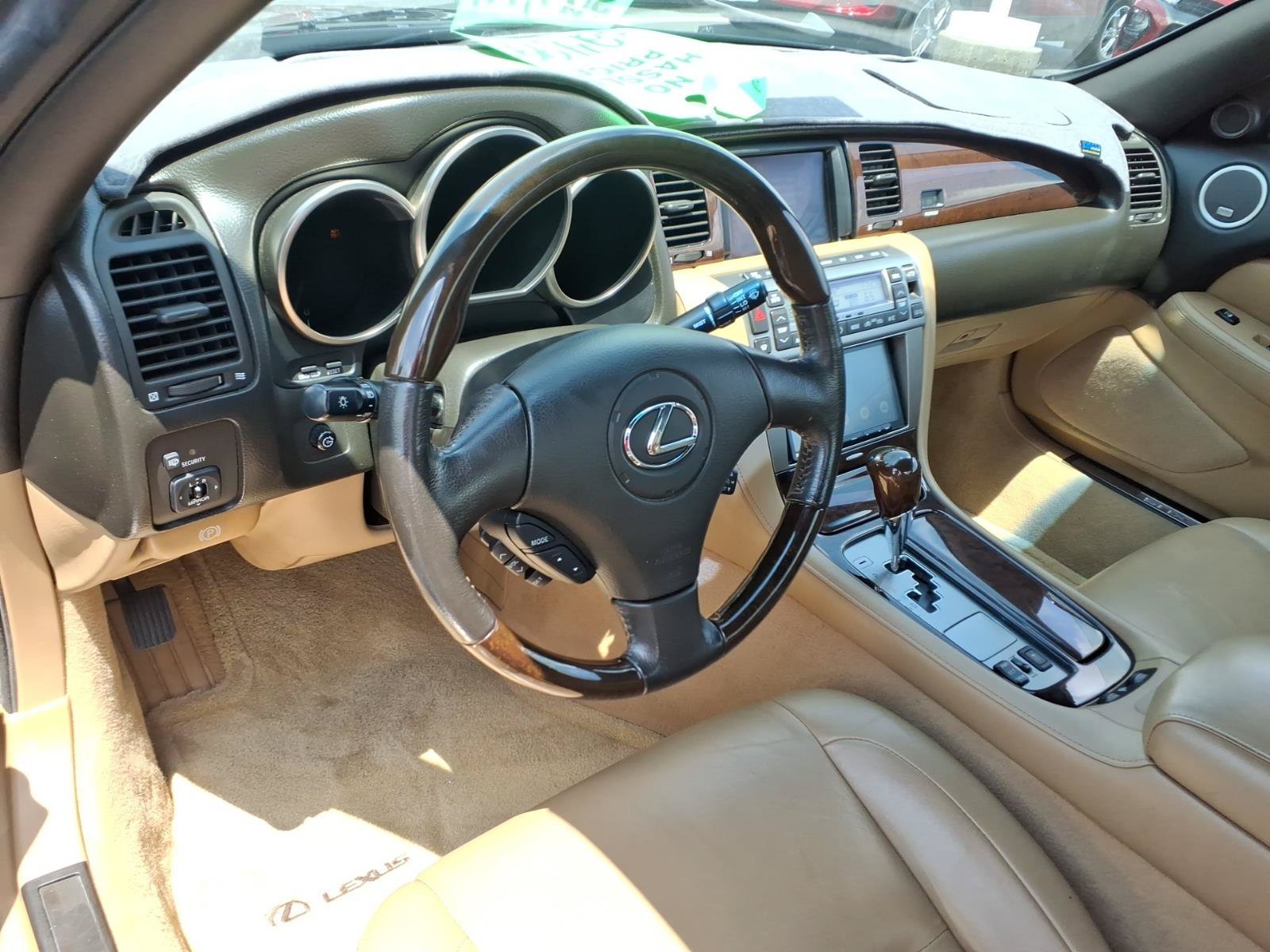 Used 2009 Lexus SC 430 Convertible RWD image 8