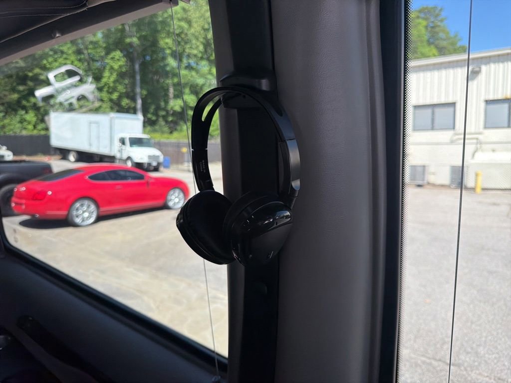 Used 2024 Mercedes-Benz Sprinter 3500 image 41