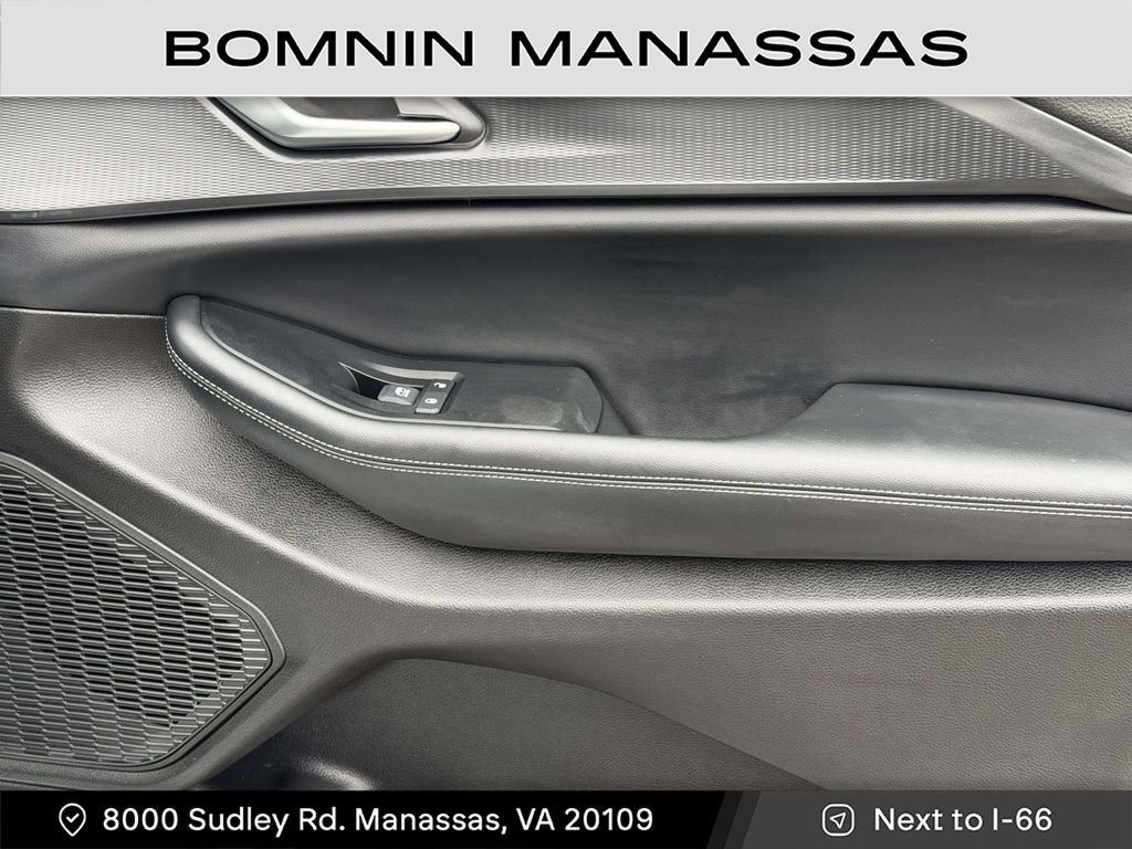 Used 2024 Jeep Grand Cherokee L Altitude image 21