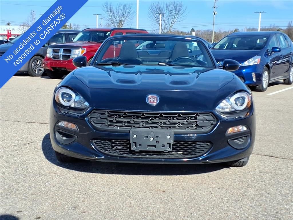 Used 2020 FIAT 124 Spider Classica w/ Mopar All Weather Plus Group image 2