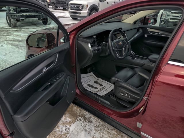 Used 2017 Cadillac XT5 Premium Luxury w/ LPO, Wheel Lock Package image 9