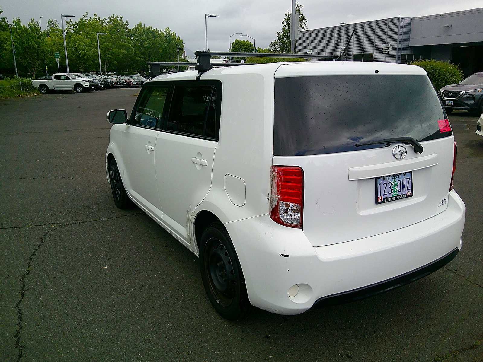 Used 2015 Scion xB FWD image 3