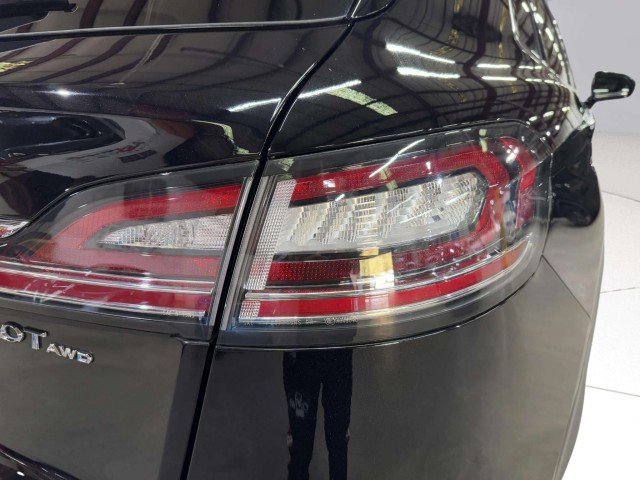 Used 2020 Lincoln Nautilus Reserve w/ Equipment Group 201A image 15