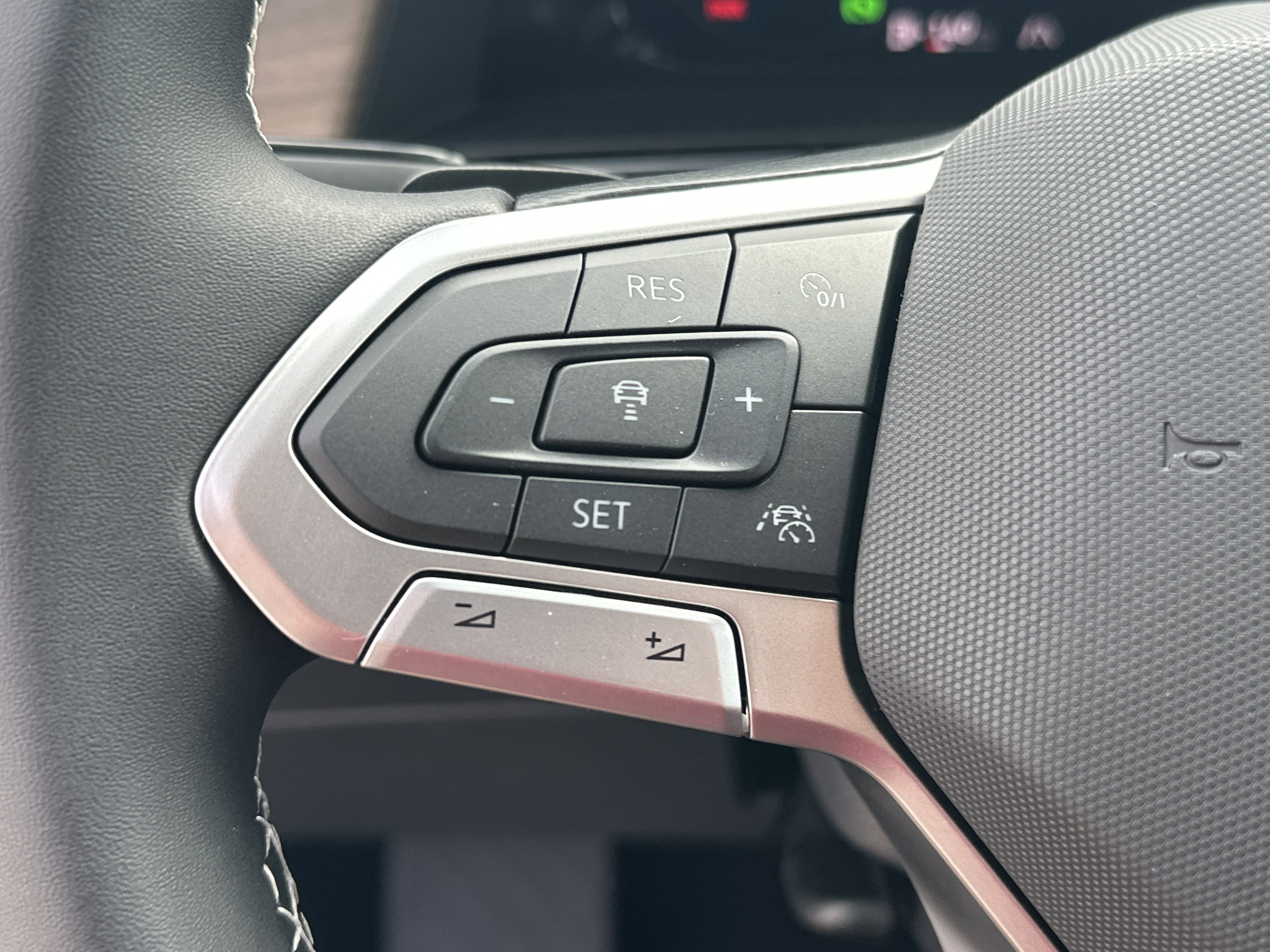 New 2026 Volkswagen Atlas SE image 20