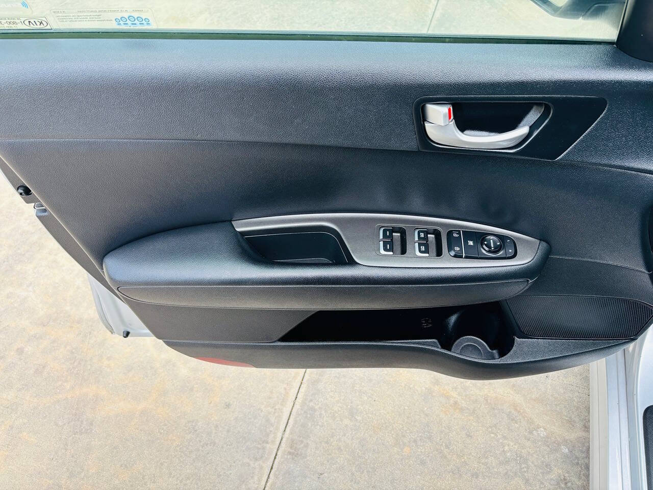 Used 2018 Kia Optima LX w/ Convenience Package FWD image 28