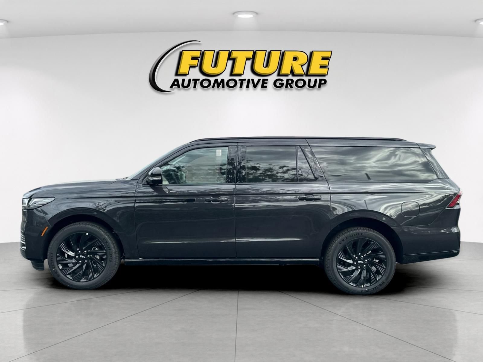New 2027 Lincoln Navigator L Reserve w/ Jet Appearance Package AWD/4WD image 6