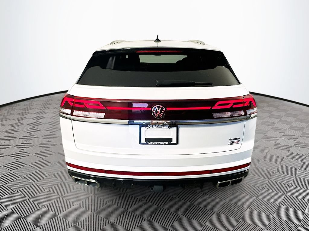 Used 2024 Volkswagen Atlas Cross Sport SEL Premium R-Line AWD/4WD image 9