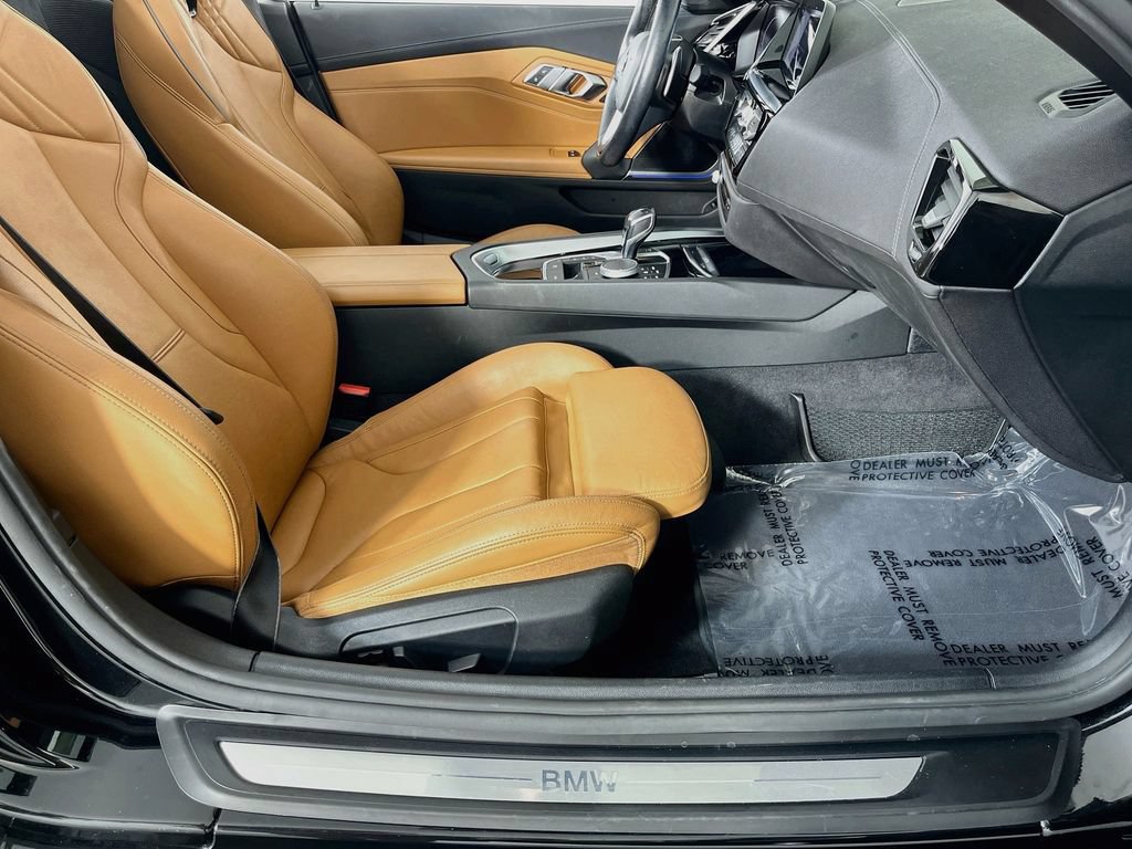Used 2021 BMW Z4 sDrive30i w/ Premium Package RWD image 29