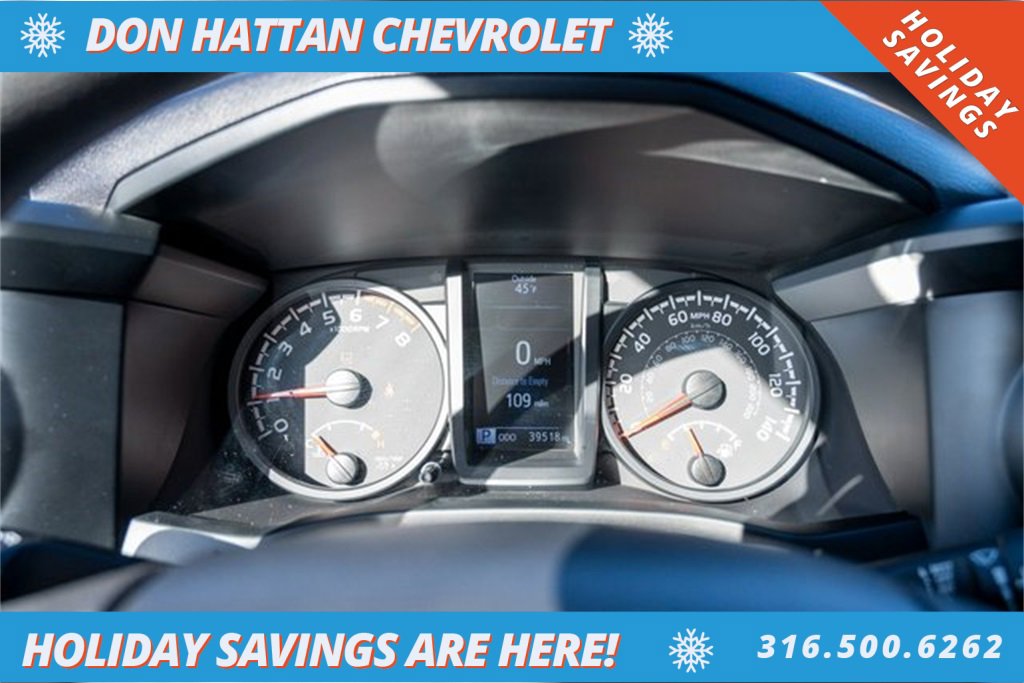 Used 2023 Toyota Tacoma TRD Off-Road image 7