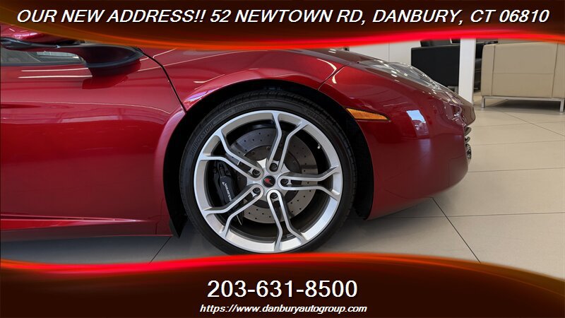 Used 2012 McLaren MP4-12C Coupe RWD image 18