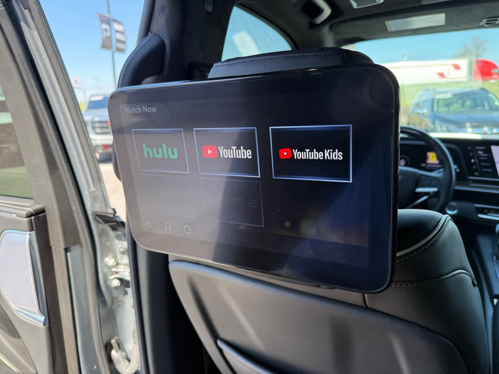 Used 2024 Cadillac Escalade Sport Platinum w/ LPO, Floor Liner Package image 17