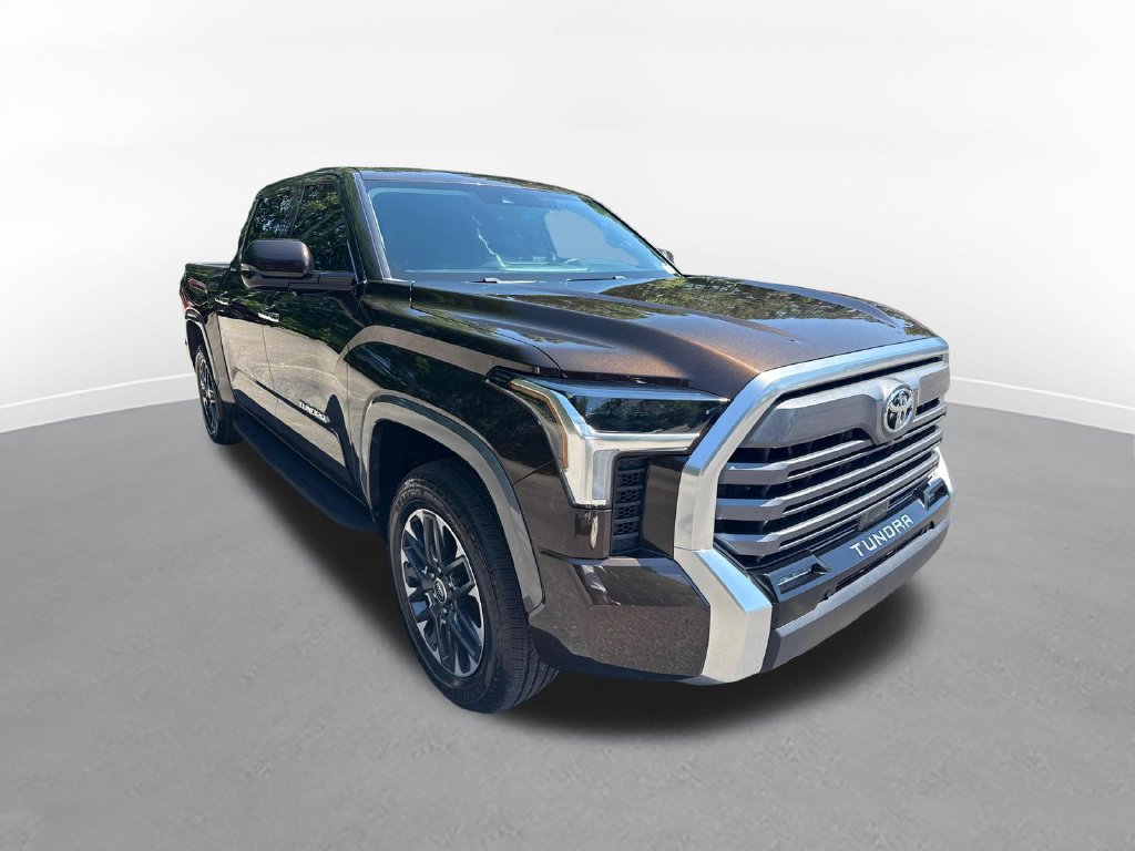 Used 2023 Toyota Tundra Limited AWD/4WD image 4