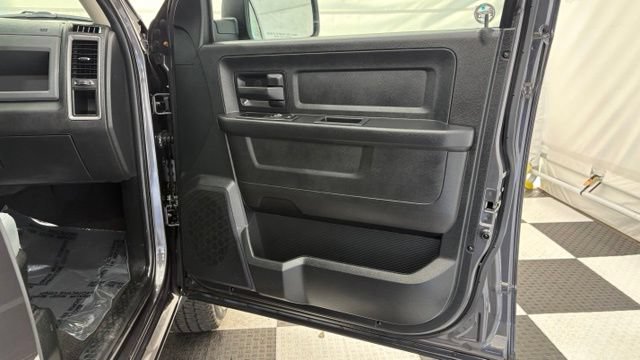 Used 2017 RAM 1500 ST w/ SXT Appearance Group AWD/4WD image 21