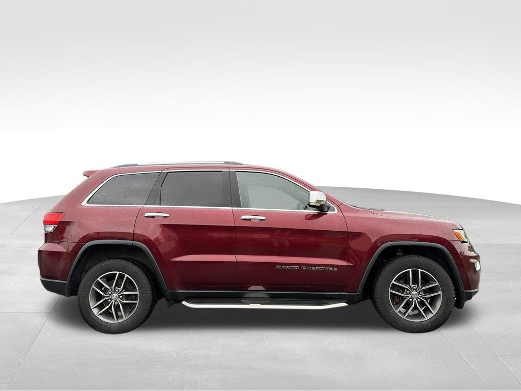 Used 2018 Jeep Grand Cherokee Limited AWD/4WD image 2
