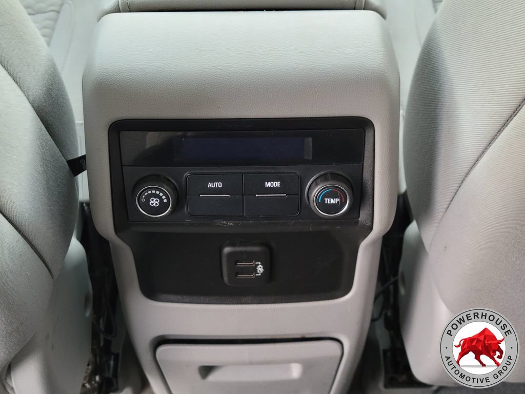 Used 2019 GMC Acadia SLE w/ Driver Alert Package I FWD image 18