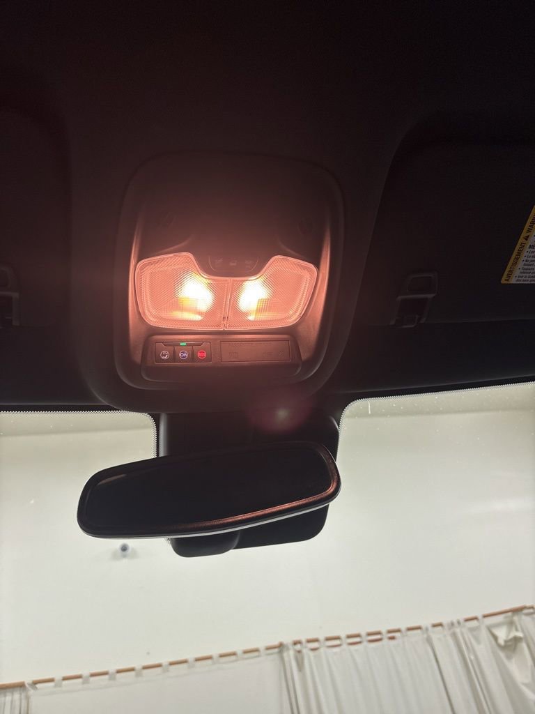 Used 2023 Chevrolet TrailBlazer RS w/ Convenience Package image 14