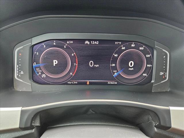 Used 2022 Volkswagen Atlas Cross Sport SE image 11