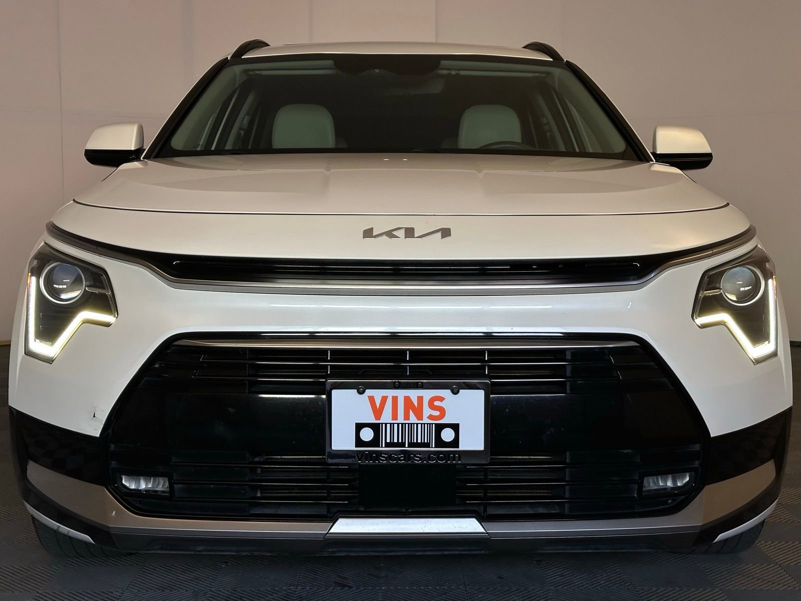 Used 2023 Kia Niro EX Touring image 24