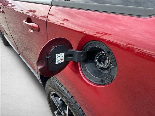 Used 2013 Ford Edge SEL image 23