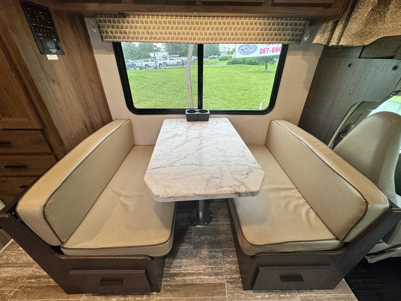 Used 2019 Chevrolet Express 4500 w/ RV Package RWD image 20