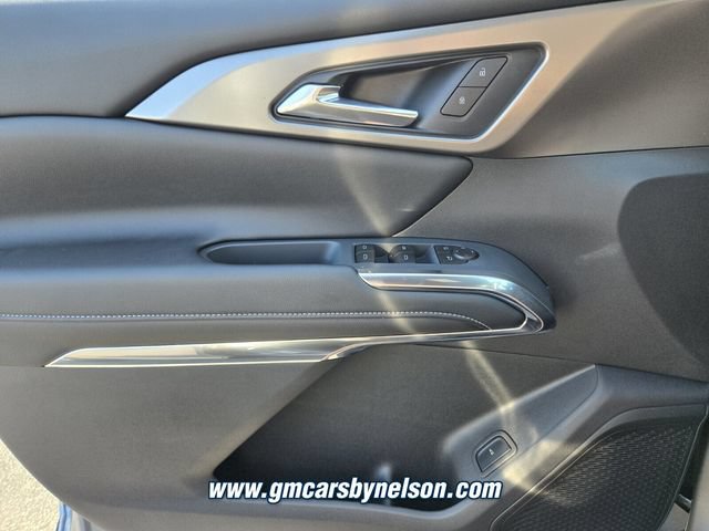 New 2027 Chevrolet Traverse LT w/ Driver Confidence Package FWD image 15