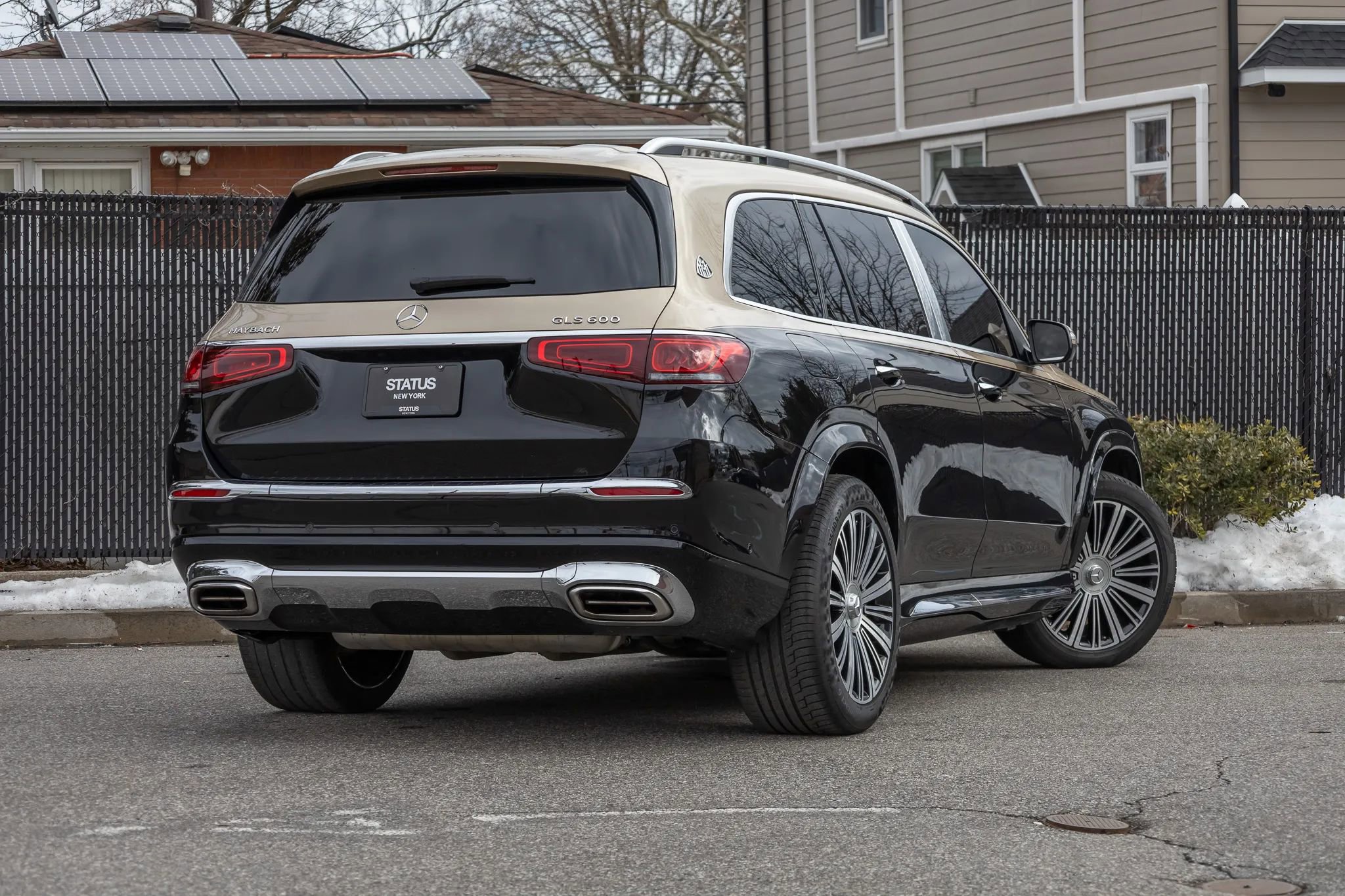 Used 2023 Mercedes-Benz Maybach GLS 600 4MATIC image 24