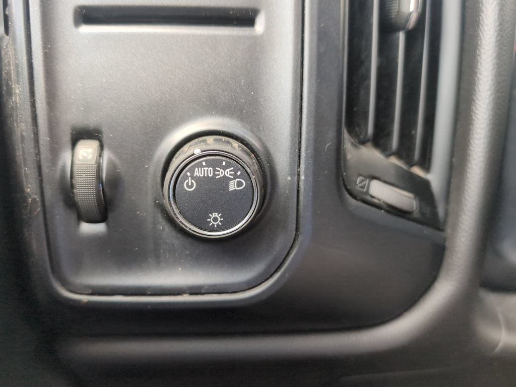 Used 2017 Chevrolet Silverado 3500 W/T AWD/4WD image 16
