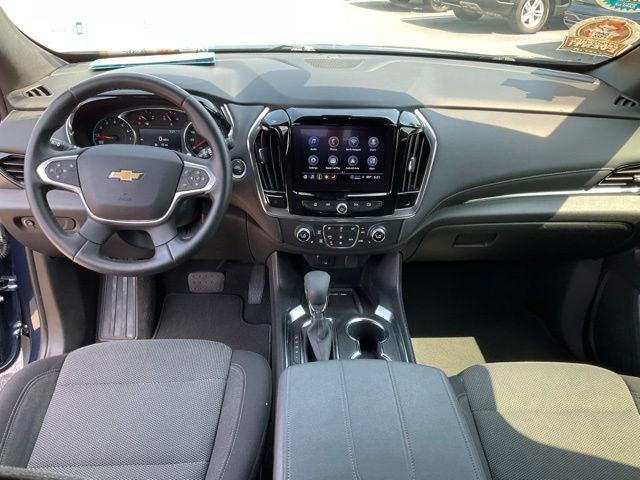 Used 2023 Chevrolet Traverse LT FWD image 4