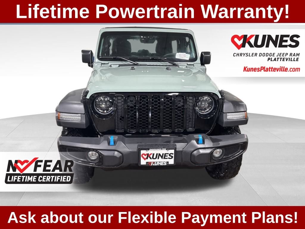 Used 2023 Jeep Wrangler Unlimited w/ Sun & Screen Package image 4