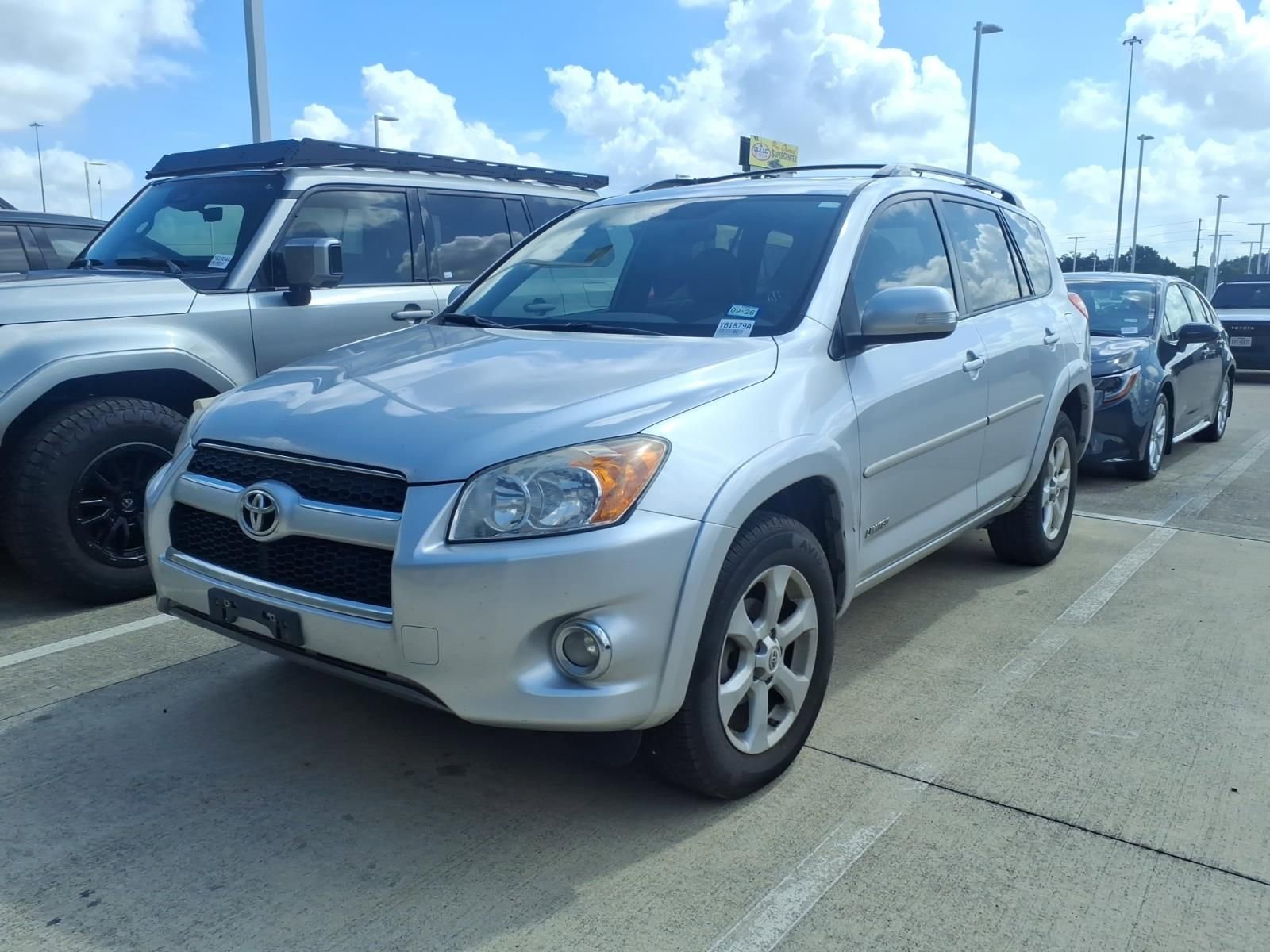 Used 2012 Toyota RAV4 Limited w/ Navigation Value Pkg FWD image 4