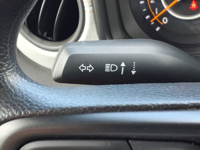 Used 2025 Jeep Gladiator Sport image 26