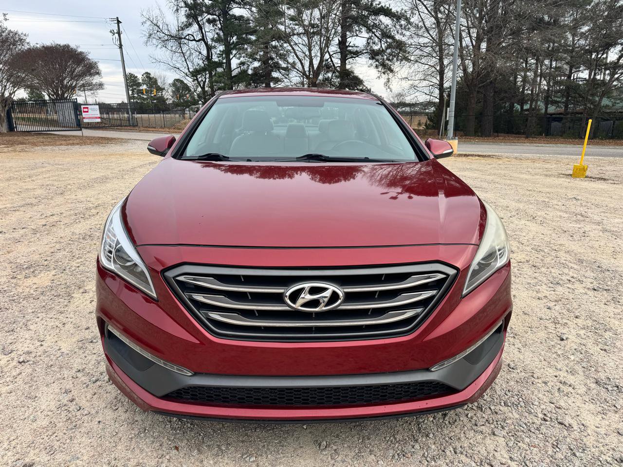 Used 2015 Hyundai Sonata Sport w/ Option Group 03 image 3
