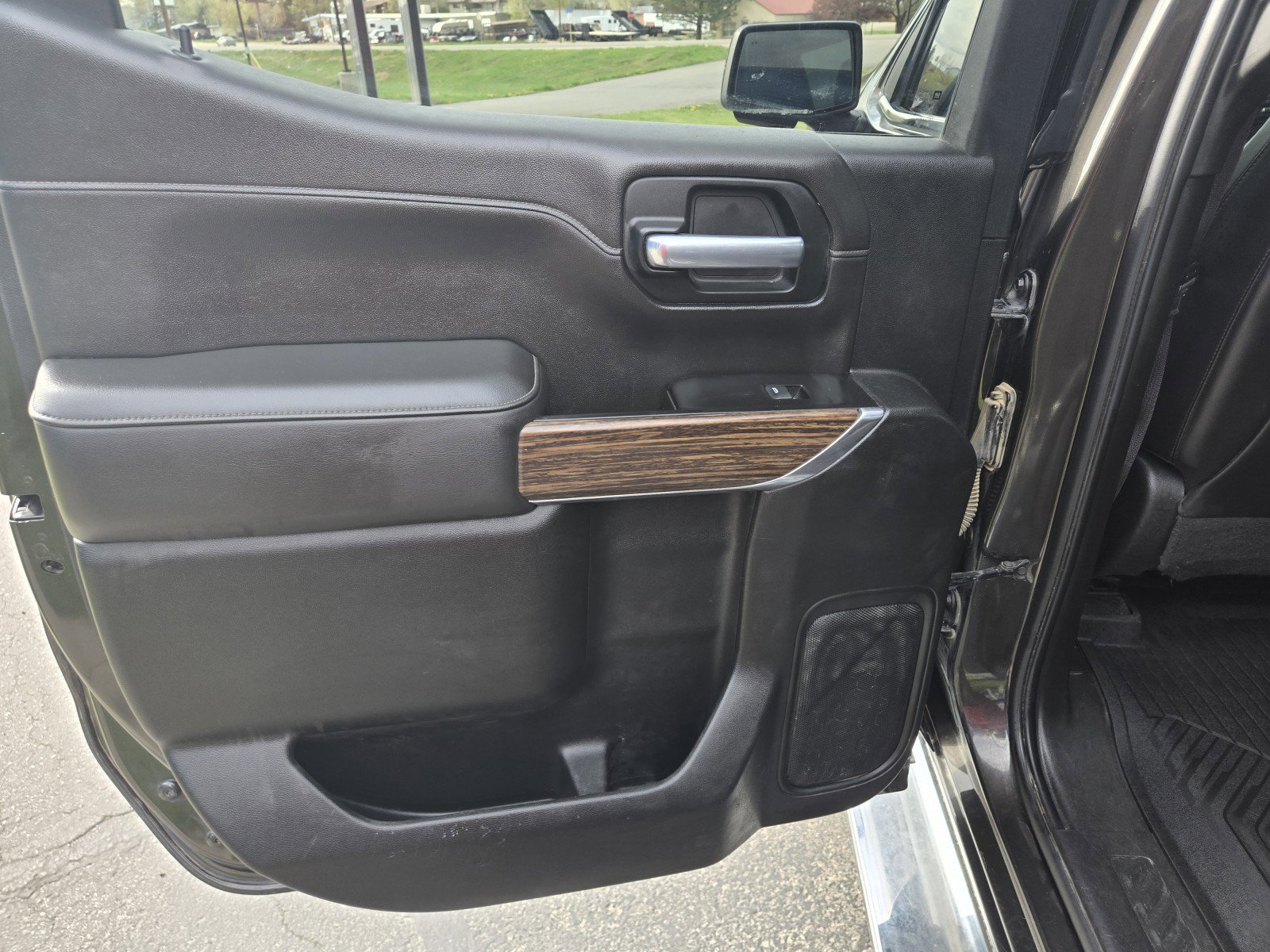 Used 2021 Chevrolet Silverado 1500 High Country w/ Z71 Off-Road Package image 17