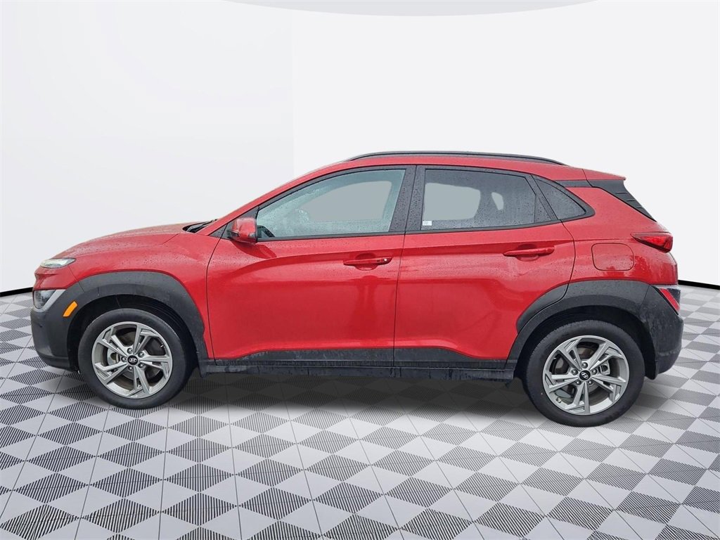 Used 2022 Hyundai Kona SEL w/ Cargo Package image 3