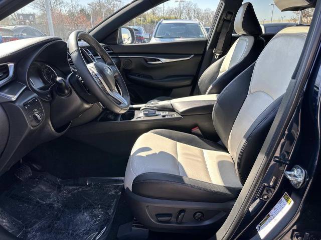 Certified 2025 INFINITI QX55 Luxe w/ Cargo Package AWD/4WD image 27