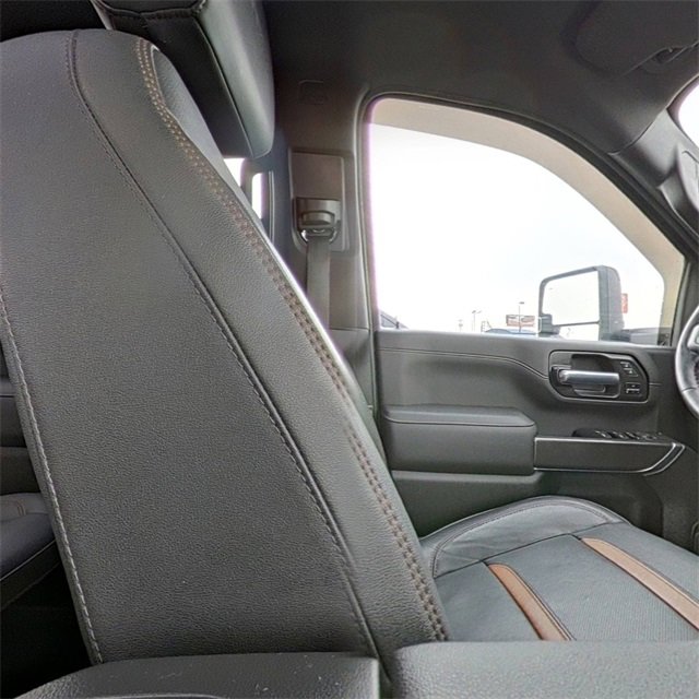 Used 2023 GMC Sierra 2500 AT4 w/ AT4 Preferred Package image 27