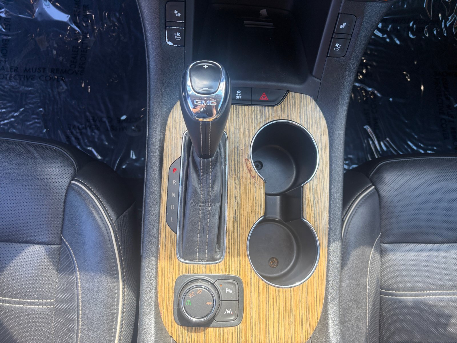 Used 2017 GMC Acadia Denali w/ Technology Package FWD image 19