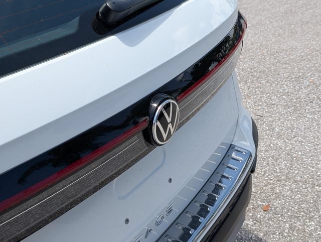 New 2026 Volkswagen Taos S FWD image 15