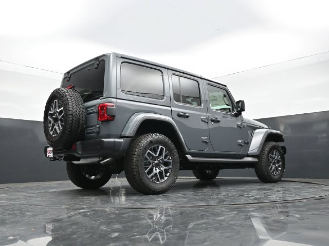 New 2026 Jeep Wrangler Unlimited Sahara AWD/4WD image 57
