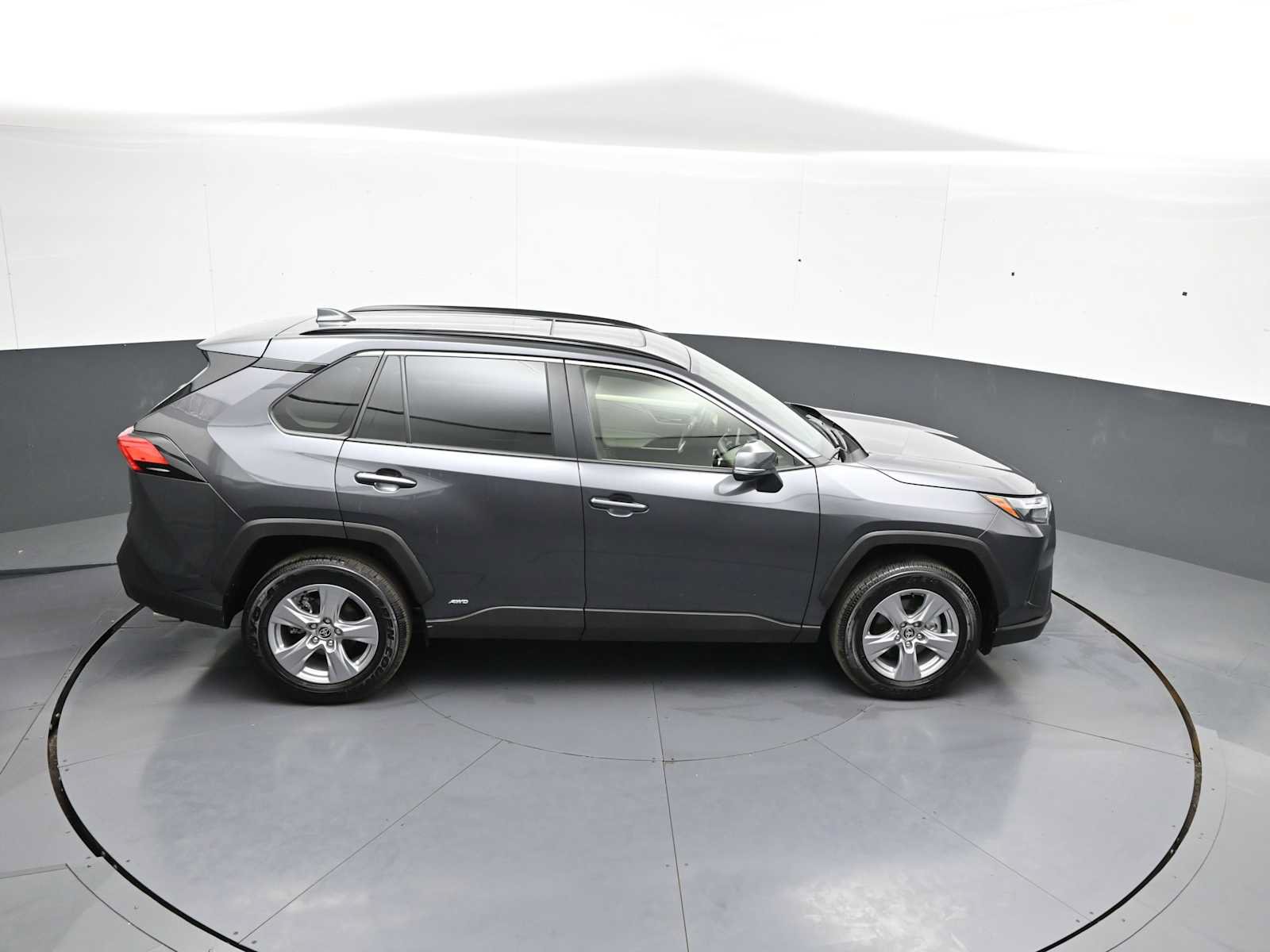 Used 2025 Toyota RAV4 XLE w/ Convenience Package AWD/4WD image 38