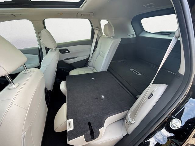 Used 2023 Nissan Rogue SL image 21