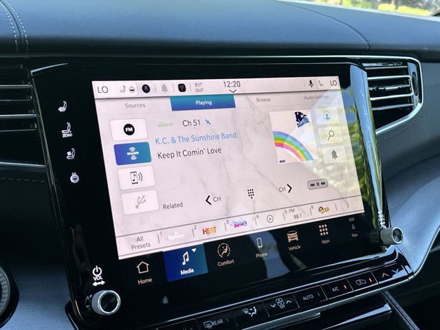 New 2026 Jeep Grand Wagoneer L Limited AWD/4WD image 29