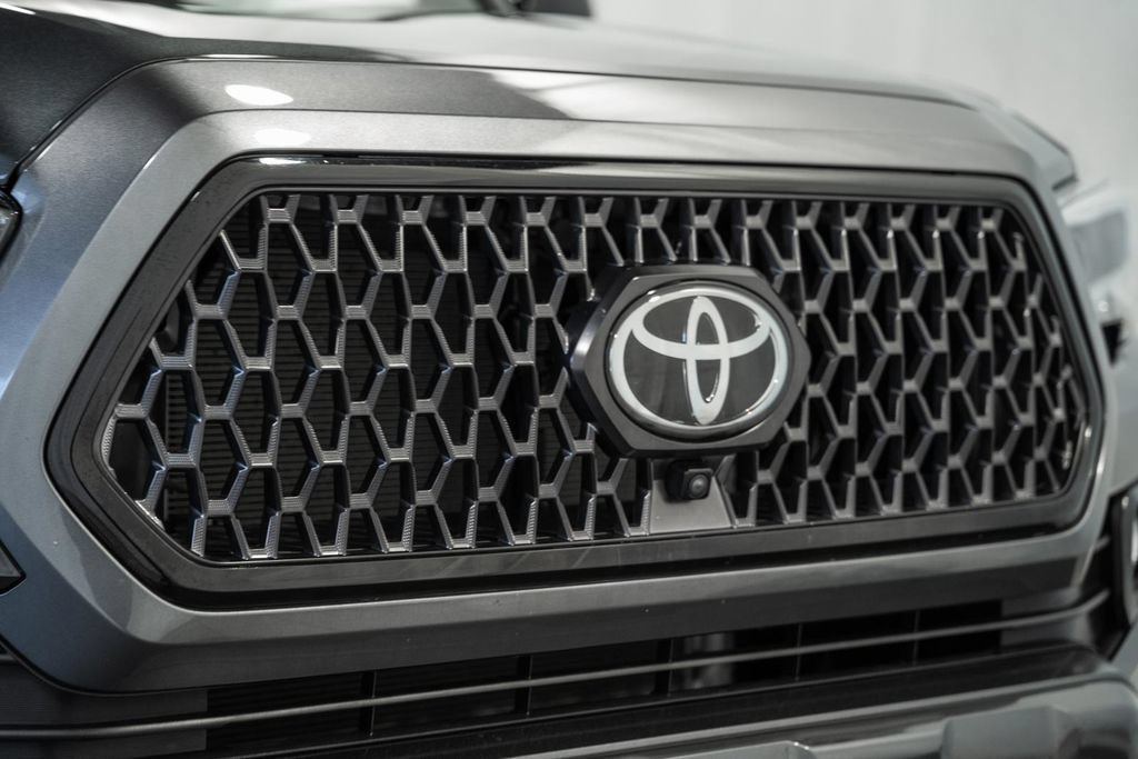 Used 2023 Toyota Tacoma Limited w/ Nightshade Package AWD/4WD image 12