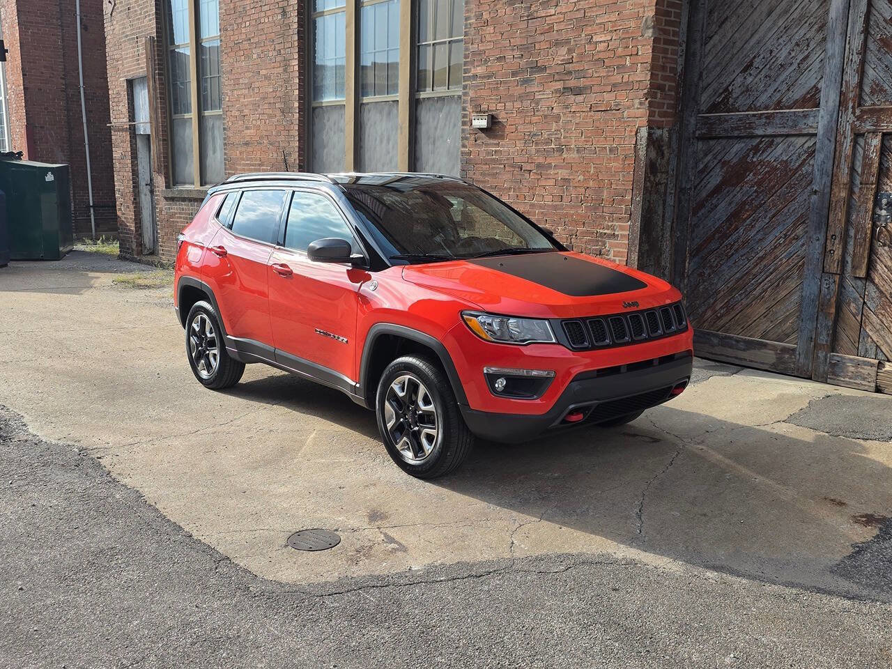 Used 2018 Jeep Compass Trailhawk w/ Navigation Group image 8