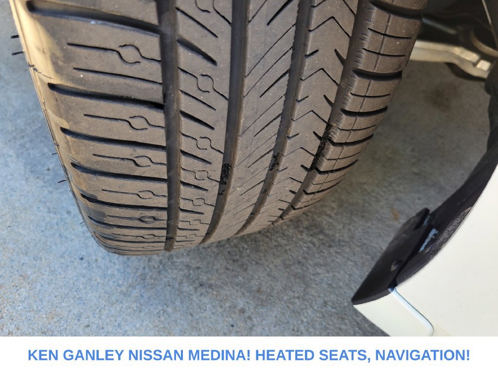 Used 2019 Nissan Maxima 3.5 SV w/ Floor Mat Group FWD image 19