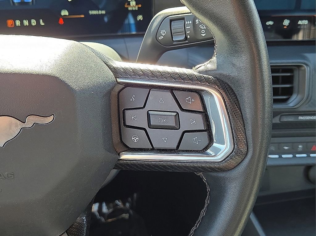 Used 2024 Ford Mustang EcoBoost image 25