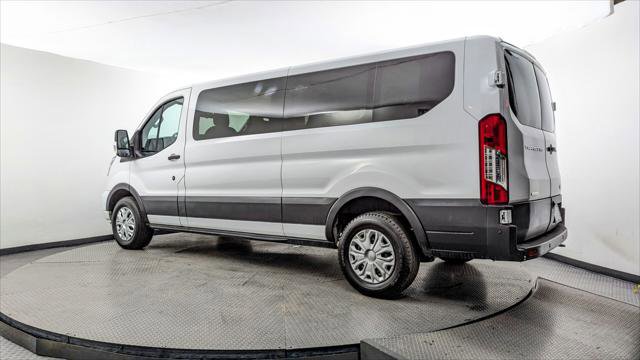 Used 2023 Ford Transit 350 XLT image 4