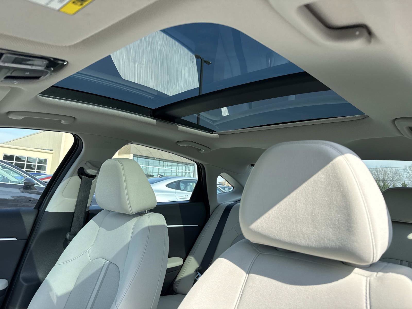 New 2026 Hyundai Sonata SEL FWD image 3