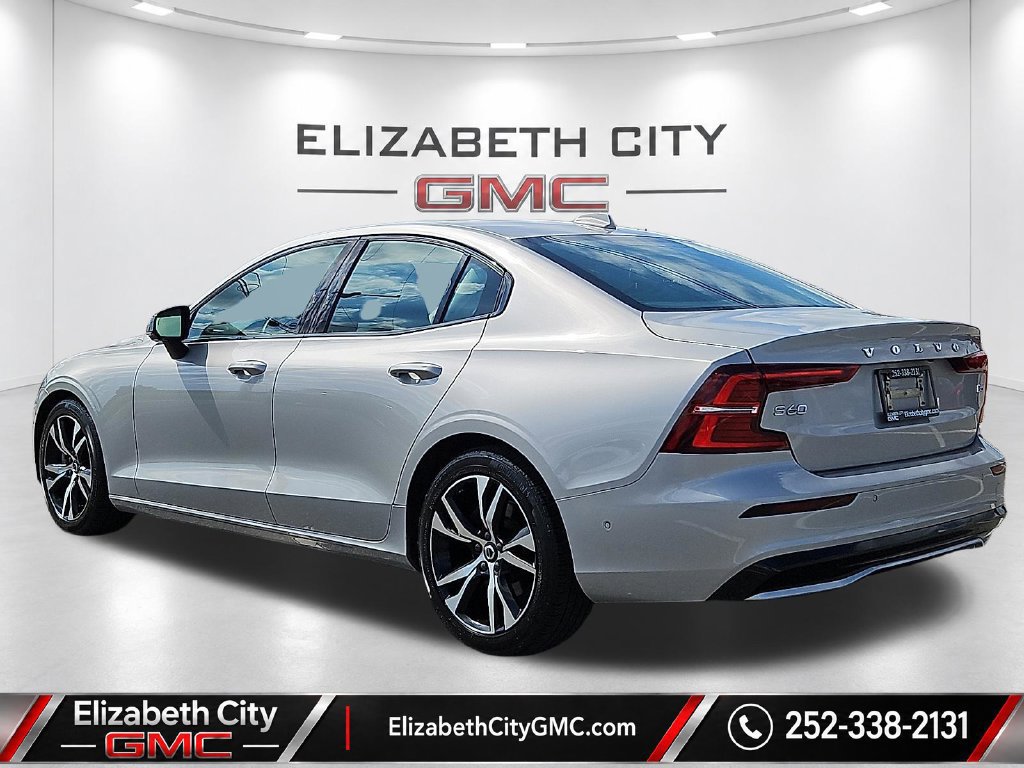 Used 2024 Volvo S60 B5 Plus AWD/4WD image 7